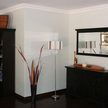 Keren'S Vine Guesthouse Stellenbosch Exterior photo